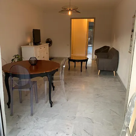 Apartment 2 *